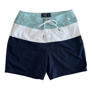 Abercrombie and Fitch Men’s Hybrid Trunks Size 31